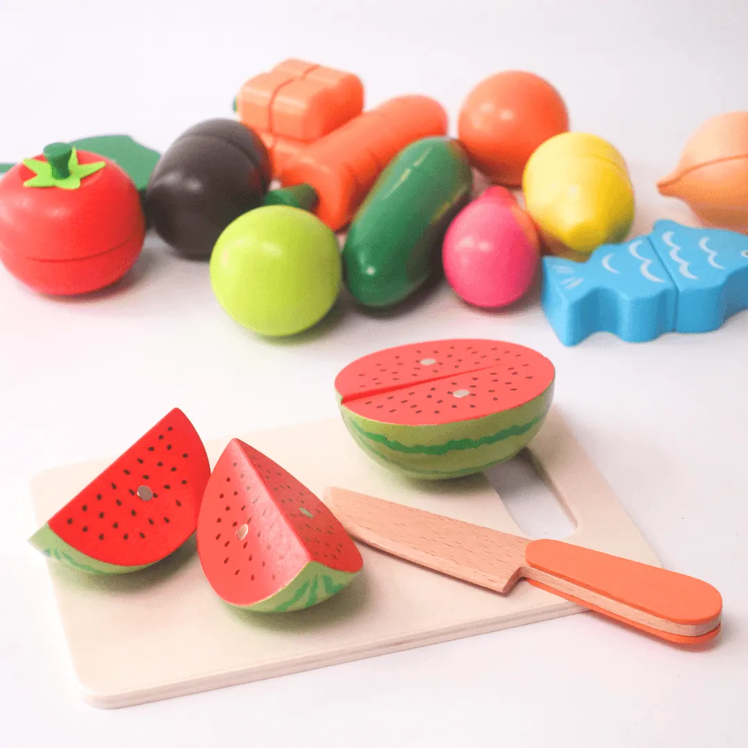 17 Pieces Look at it Fruits & Cutter for Kids Age 2